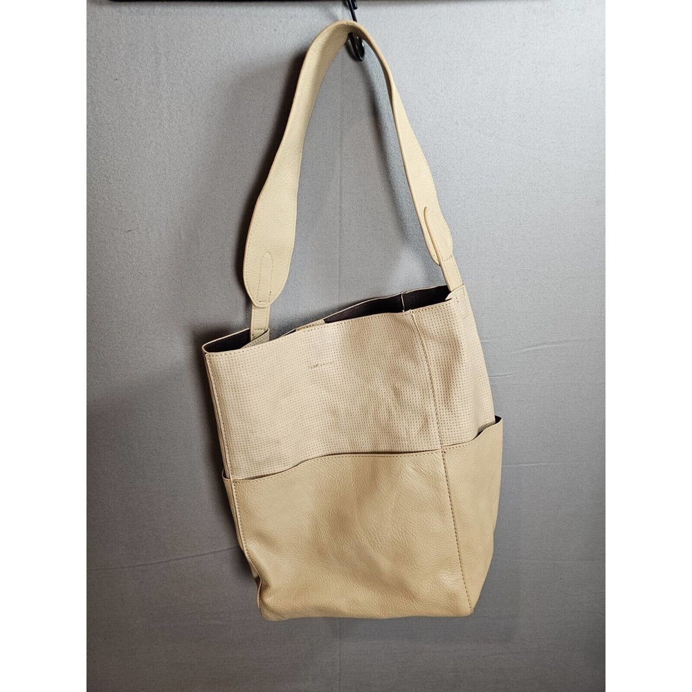 SHOULDER BAG M/L BEIGE TAN VEGAN LEATHER EXTERIOR POCKETS ANTHROPOLOGIE SLOUCHY - Picture 1 of 9